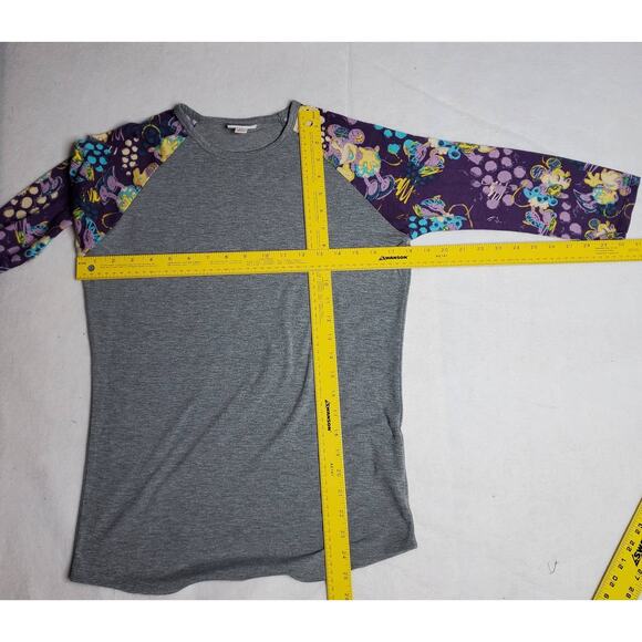 Lularoe Disney Minnie Mouse Grey Raglan Sleeve Baseball Tee T-Shirt Size XS 1103 - Picture 4 of 5